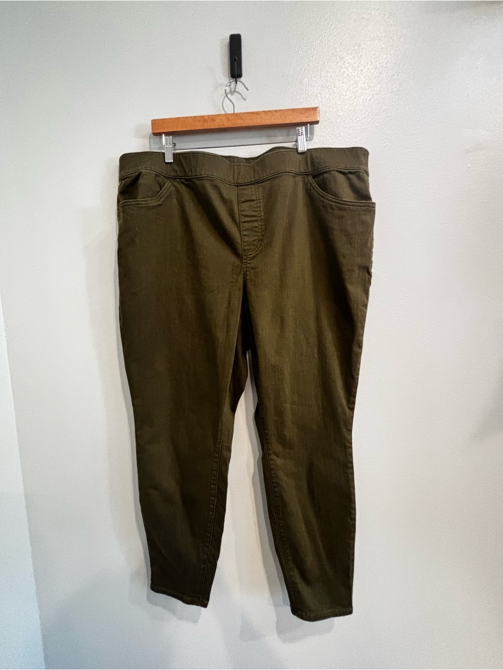EVRI 24W olive green Stretch Pull-On jeggings cotton blend